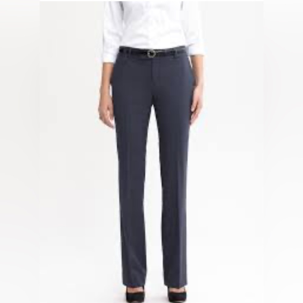 Banana Republic Women's Martin Fit Straight Leg Pants.  Size-10R